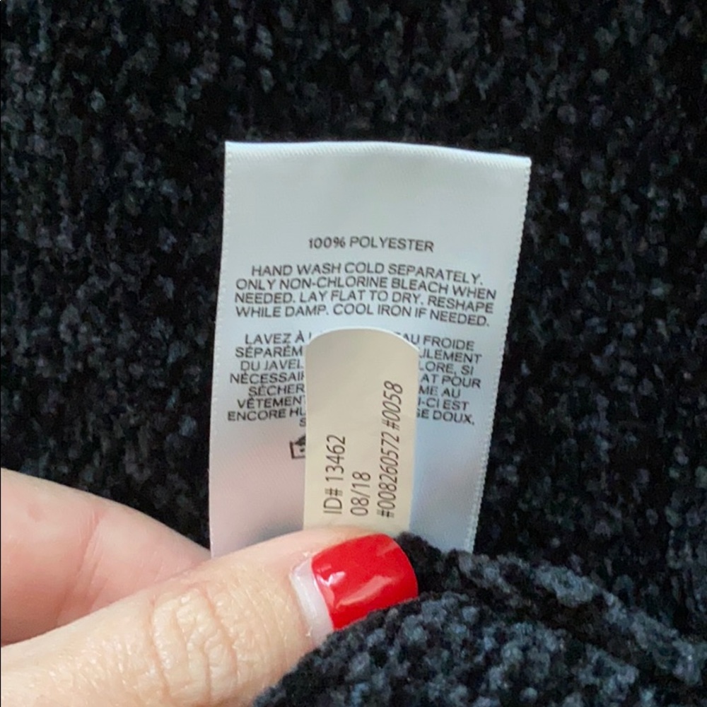 Express Chenille Black Sweater - Picture 7 of 8